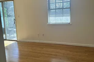 50 Greenhouse Rd, Bridgeport, CT 06606 - Photo 5