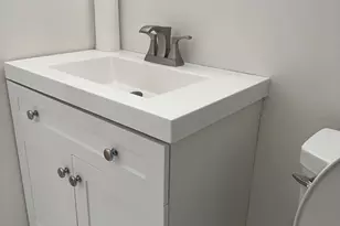 50 Greenhouse Rd, Bridgeport, CT 06606 - Photo 11