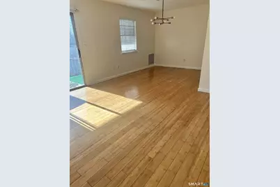 50 Greenhouse Road #33D, Bridgeport, CT 06606 - Photo 3