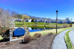 8 St George Pl, Newtown, CT 06482 - Photo 1