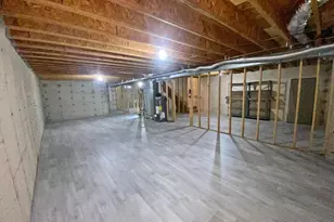 8 St George Pl, Newtown, CT 06482 - Photo 23