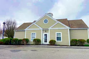 8 St George Pl, Newtown, CT 06482 - Photo 27