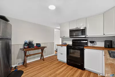 107 2nd Avenue, West Haven, CT 06516 - Photo 31