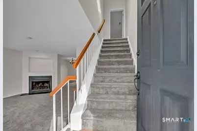 9 Farview Avenue #3-12, Danbury, CT 06810 - Photo 5