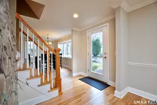 112 Knollwood Rd, East Hartford, CT 06118 - Photo 5