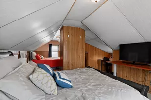 44 Lake St, Hamden, CT 06517 - Photo 17