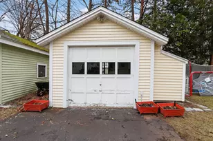 44 Lake St, Hamden, CT 06517 - Photo 31