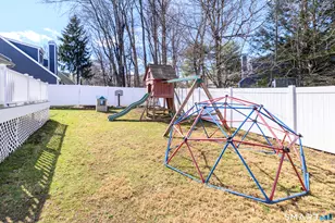 408 Strawberry Hill Ave, Stamford, CT 06902 - Photo 27