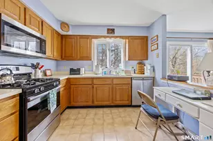 319 Thomaston Rd, Watertown, CT 06795 - Photo 9