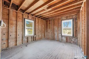 18 Maxson St, Groton, CT 06355 - Photo 25