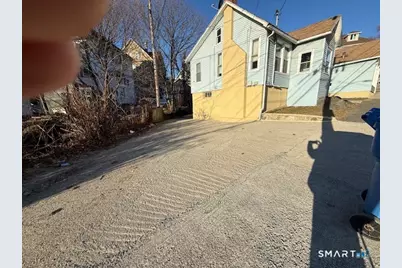 113 Bunker Hill Avenue, Waterbury, CT 06708 - Photo 23