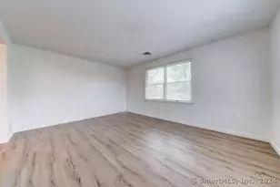 54 Oak St, Middletown, CT 06457 - Photo 7