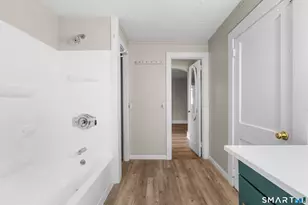 301 Queen St, Bristol, CT 06010 - Photo 13