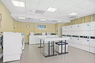 127 Greyrock Pl, Stamford, CT 06901 - Photo 15