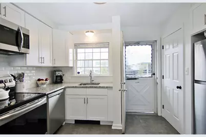 256 Washington Boulevard #9, Stamford, CT 06902 - Photo 9