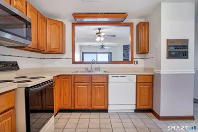 86 Cove Street #A, New Haven, CT 06512 - Photo 3