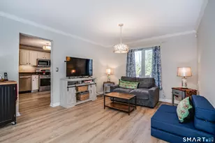 284 Castlewood Dr, Bloomfield, CT 06002 - Photo 11