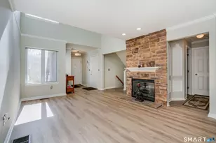 284 Castlewood Dr, Bloomfield, CT 06002 - Photo 9