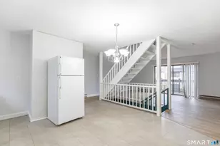 3 Pebblestone Cir, Suffield, CT 06078 - Photo 3