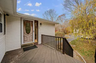 25 Marion Dr, East Lyme, CT 06333 - Photo 3