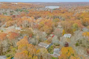 25 Marion Dr, East Lyme, CT 06333 - Photo 33