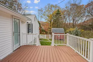 25 Marion Dr, East Lyme, CT 06333 - Photo 11