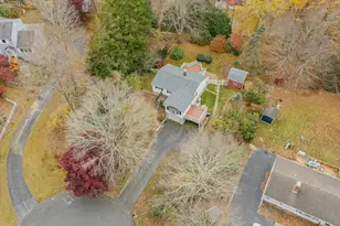 25 Marion Dr, East Lyme, CT 06333 - Photo 35