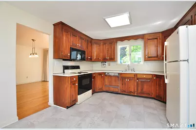 37 Pilgrim Drive, Windsor, CT 06095 - Photo 11