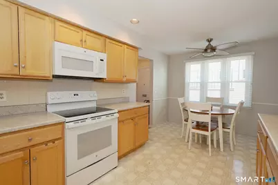 3997 Park Avenue #3997, Fairfield, CT 06825 - Photo 9