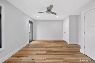 32-1/2 Village Rd, Milford, CT 06460 - Photo 13