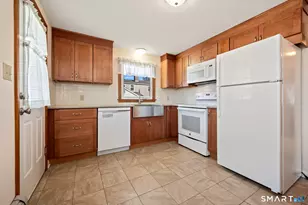 46 Piper Brook Ave, Newington, CT 06111 - Photo 7