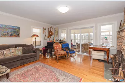 14 Laurel Trail, Newtown, CT 06482 - Photo 9