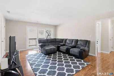 302 Ashmead Commons #302, Enfield, CT 06082 - Photo 5