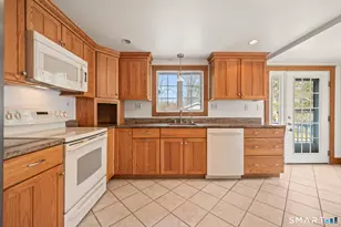 11 Conklin St, Salisbury, CT 06068 - Photo 11