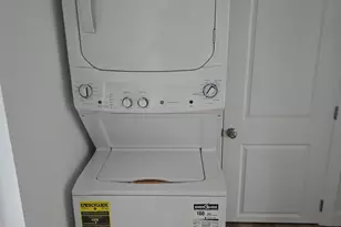 530 Jane St, Bridgeport, CT 06608 - Photo 7