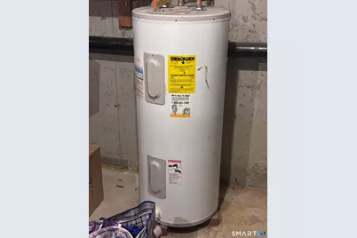 101 Madeline Avenue #APT 33, Waterbury, CT 06708 - Photo 25