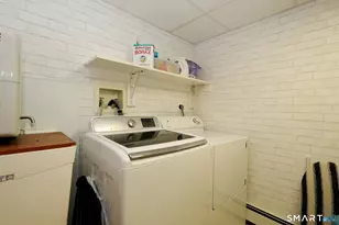 205 Winnepoge Dr, Fairfield, CT 06825 - Photo 33