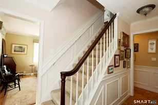 205 Winnepoge Dr, Fairfield, CT 06825 - Photo 3