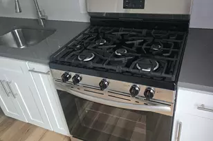 530 Jane St, Bridgeport, CT 06608 - Photo 3