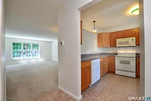 310 Kings Landing, Windsor, CT 06095 - Photo 11