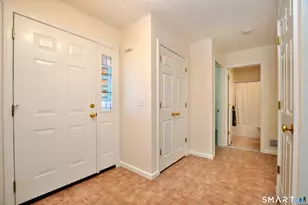 310 Kings Landing, Windsor, CT 06095 - Photo 3