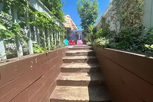 614 Longfellow Dr, Branford, CT 06405 - Photo 7