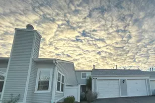 614 Longfellow Dr, Branford, CT 06405 - Photo 15