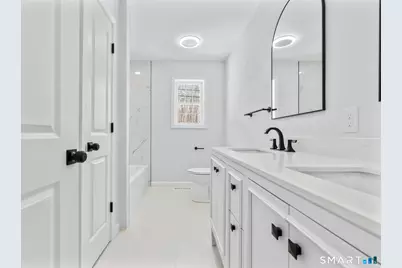 281 Traverse Street, Waterbury, CT 06704 - Photo 29