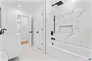 281 Traverse St, Waterbury, CT 06704 - Photo 31