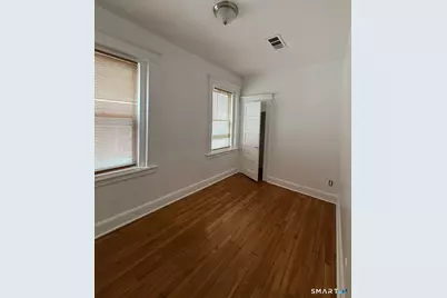 175 Read Street #1, Bridgeport, CT 06607 - Photo 5