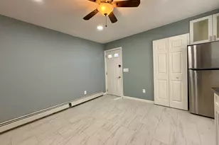 8 Scott St, Naugatuck, CT 06770 - Photo 3