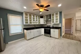 8 Scott St, Naugatuck, CT 06770 - Photo 1