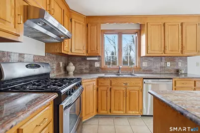 36 Cardinal Way, South Windsor, CT 06074 - Photo 9