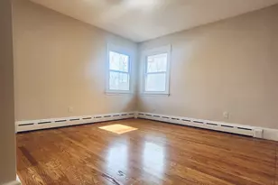 2916 E Main St, Waterbury, CT 06705 - Photo 9